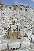 Cusco, Tambomachay ceremonial fountain 